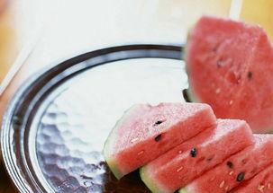 娱乐吃瓜酱吸管糖